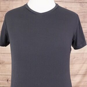 Spyder Shirt Mens Medium Black Performance Stretch V Neck Short Sleeve Athletic